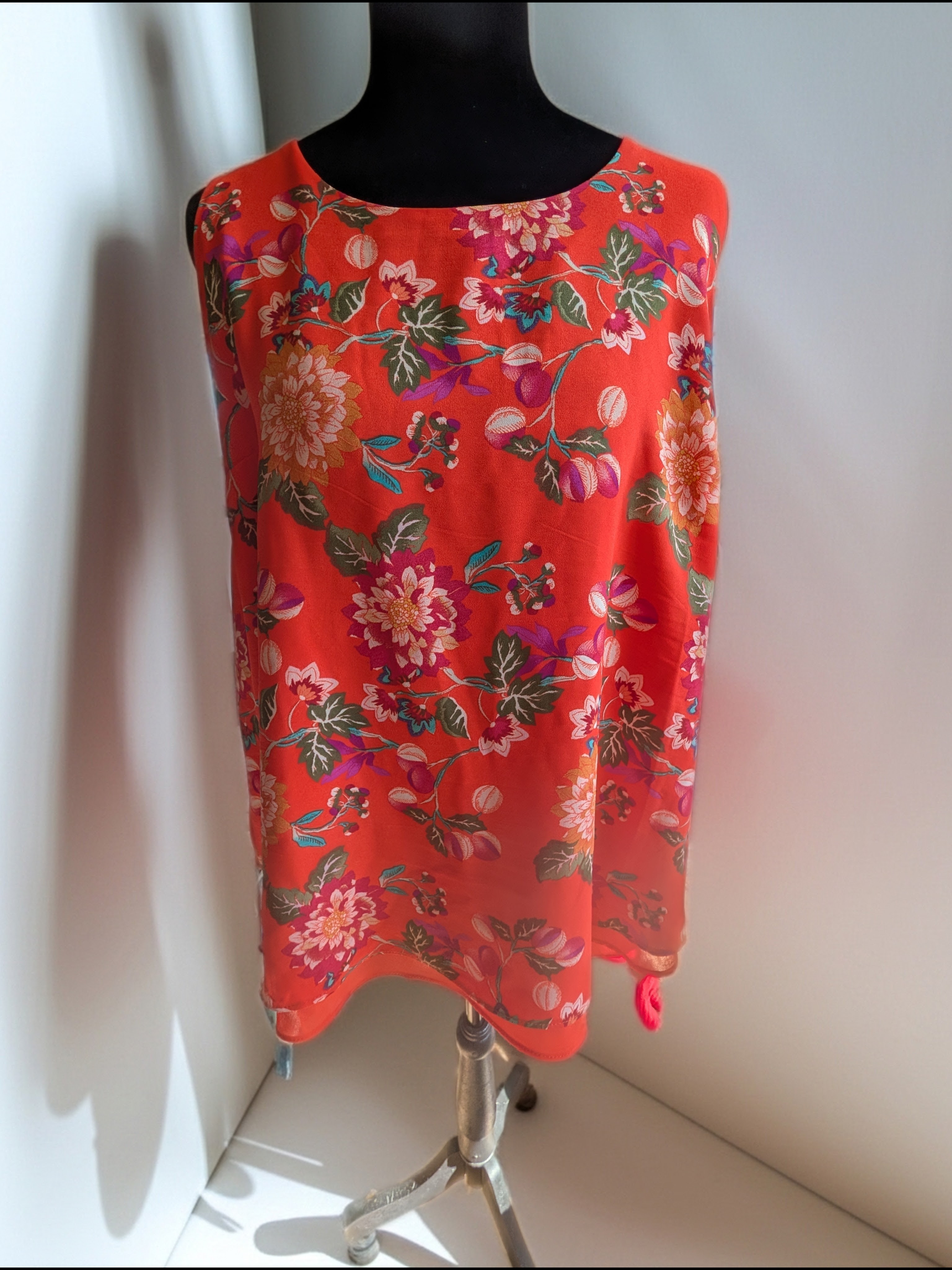 Rose  Olive Coral Floral Sleeveless Blouse A77